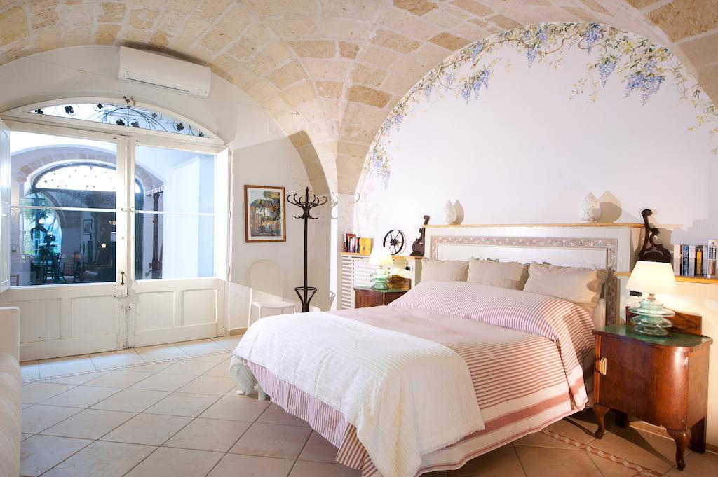 Casa D'Artista Suite & Garden Lecce Oda fotoğraf
